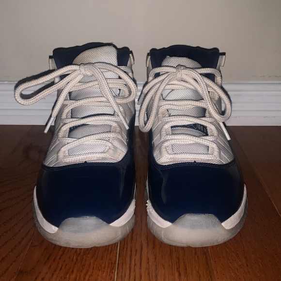 Jordan 11 'Win Like 82' - Picture 3 of 9